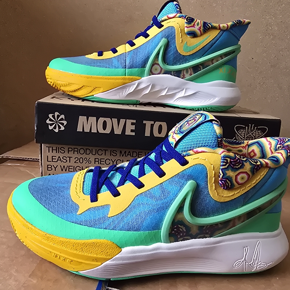 Nike Kyrie Kids' Blue and Yellow Sneakers